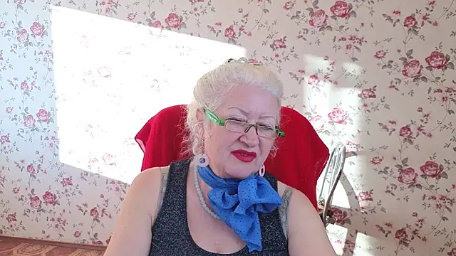 Maya_Mayflower's cam snapshot