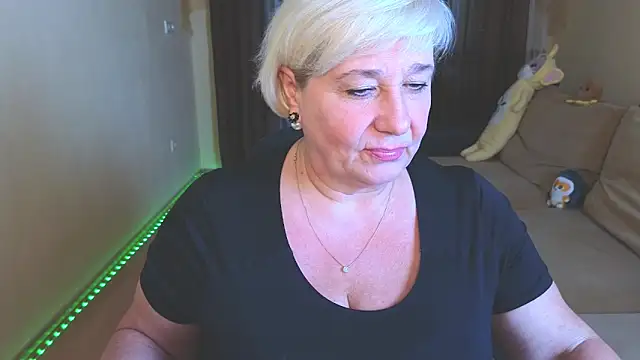 Milana_Milky's cam snapshot