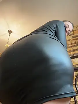 ladywithbigass's cam snapshot