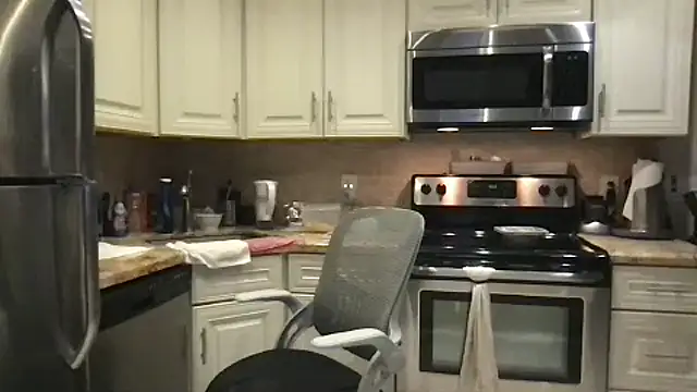 BigGuyMuscle live sex cam