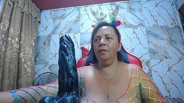 alina_maturehot's cam snapshot