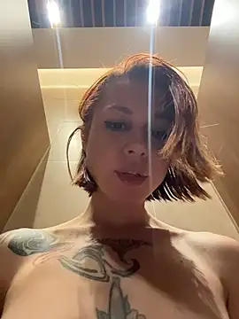 RosieSecret live sex cam