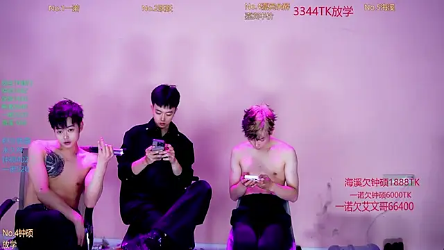 BOYgayHouse-'s cam snapshot