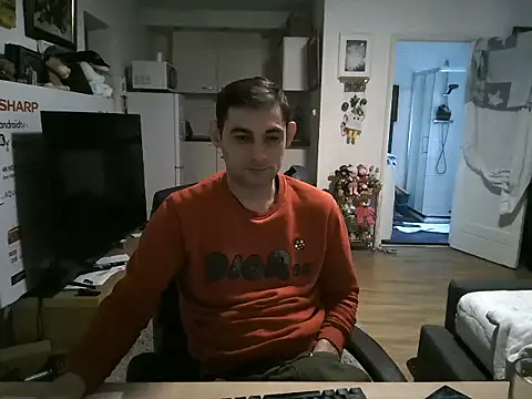 mihaimichael's cam snapshot