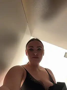 KiraSunshine's cam snapshot