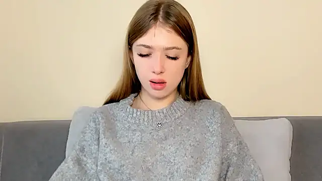 ElleLuv_'s cam snapshot