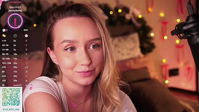 HollisBeckett live sex cam