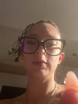 Lolasecret_'s cam snapshot