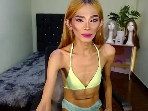 itsmeMonicaloove69 live sex cam