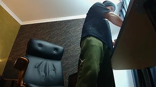 JoshKnights live sex cam