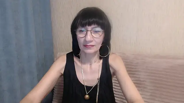 Erica95Bloom live sex cam