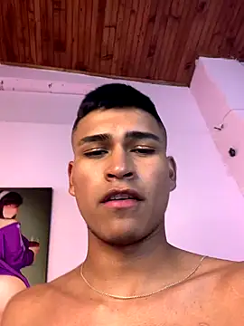 Emiliano_Reyes live sex cam