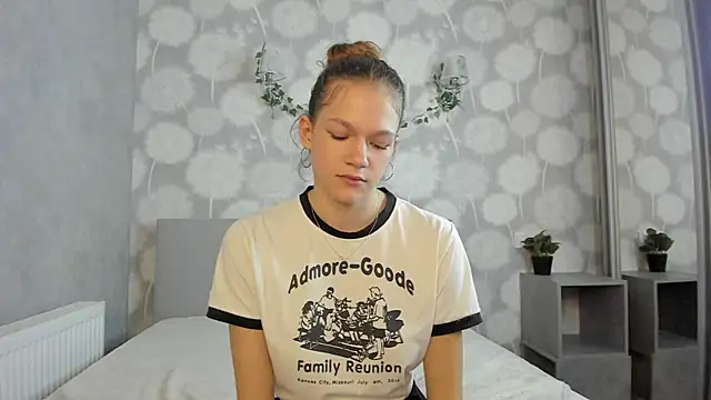 VelvetRisque's cam snapshot