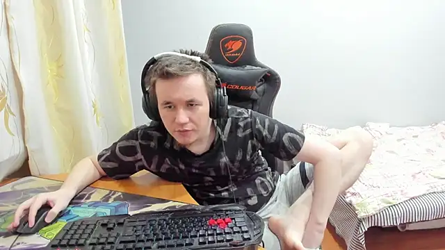 iliaskrislove live sex cam