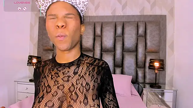 AmiraMorgan live sex cam