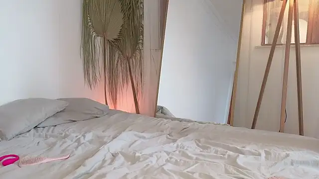 Polynessia's cam snapshot