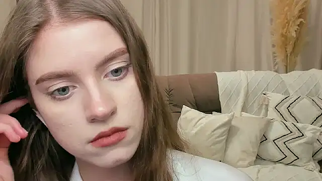 Erica_Kiss's cam snapshot