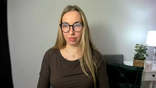 AriaDesire's cam snapshot