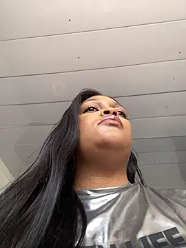 Iam-Sharifa's cam snapshot