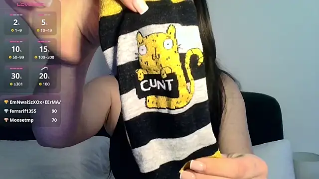 Halle_Violet's cam snapshot