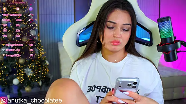 Adel_chocolate_'s cam snapshot