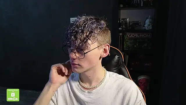 Keytaro live sex cam