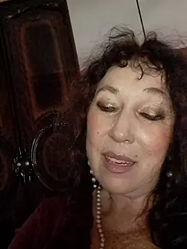 GypsyEsmeralda live sex cam