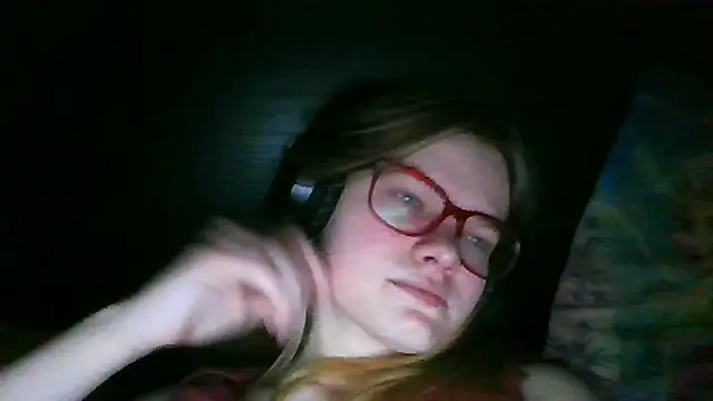 Moonolighta's cam snapshot