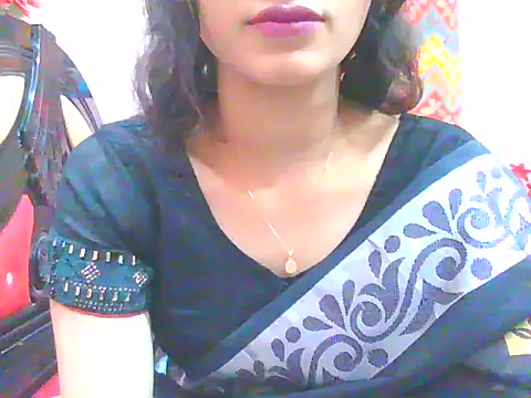 Silver_Queen07's cam snapshot