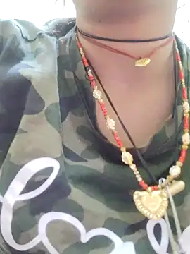 Mahek_love143's cam snapshot