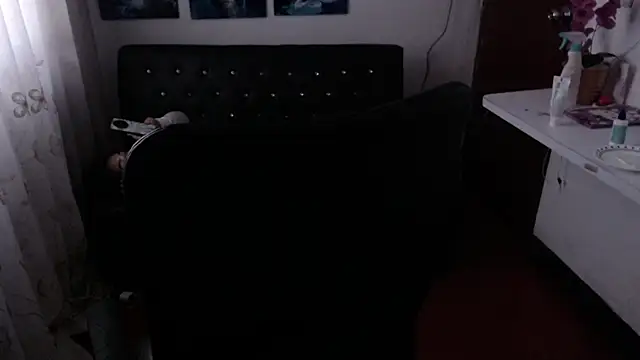 oliviia_cute's cam snapshot