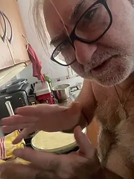 EroticVenetian live sex cam