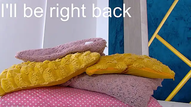 Foxxxy_MILF's cam snapshot