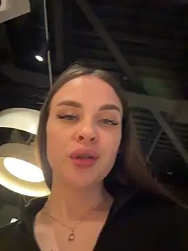 KristiRich's cam snapshot