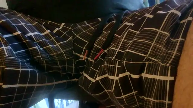 NuttyProfesir's cam snapshot