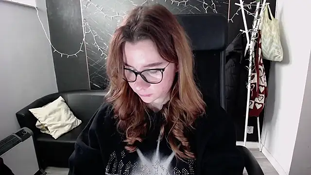 littleviki7's cam snapshot