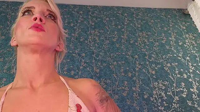 SereneXX's cam snapshot