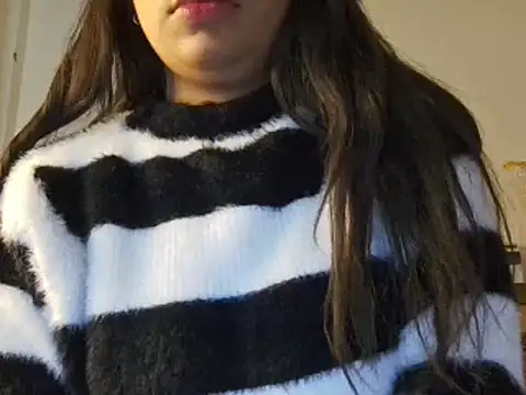 priya_008's cam snapshot