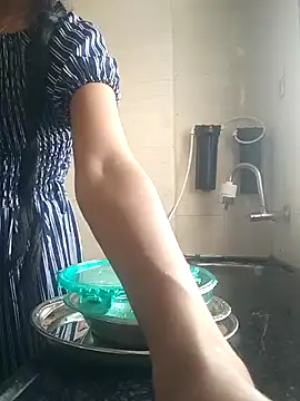 Koziekylie's cam snapshot