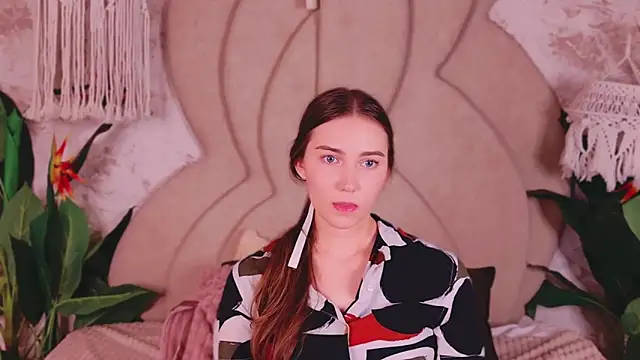 OliviaLay's cam snapshot