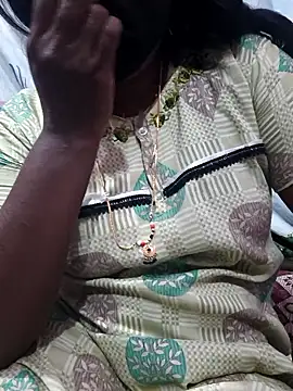 hyd_couple7878's cam snapshot