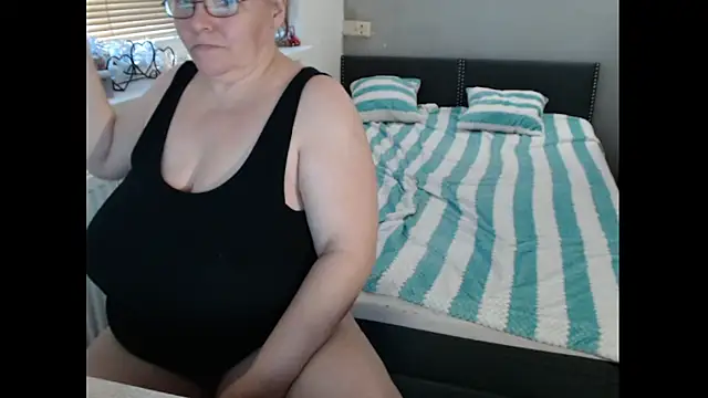 Sweetboobs's cam snapshot