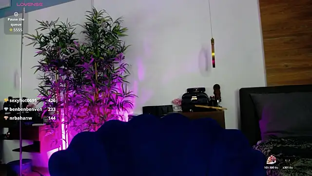 CreamyInkky_'s cam snapshot