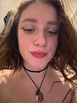 lucy-joy's cam snapshot