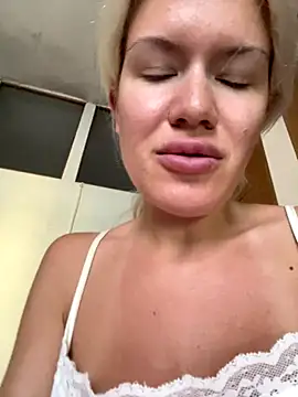 Keylili's cam snapshot