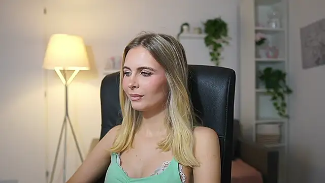 catecrago_'s cam snapshot