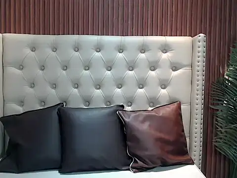 universal_cutie live sex cam