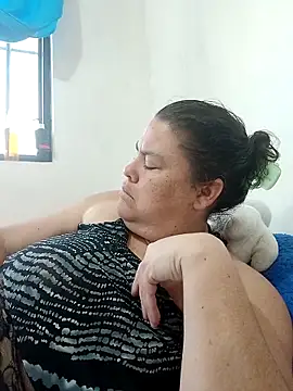 yaneth_'s cam snapshot