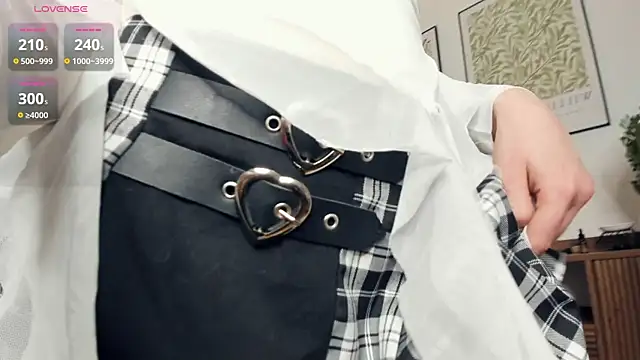 LaureMestler's cam snapshot