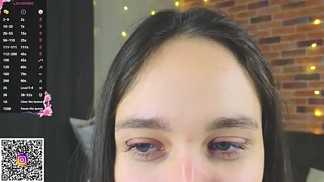 SoftieDream live sex cam